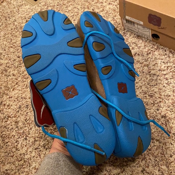 Twisted X bomber neon blue shoes - Picture 4 of 5